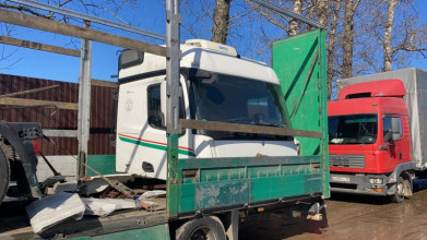 Mercedes-Benz Actros 2012 — донор №030